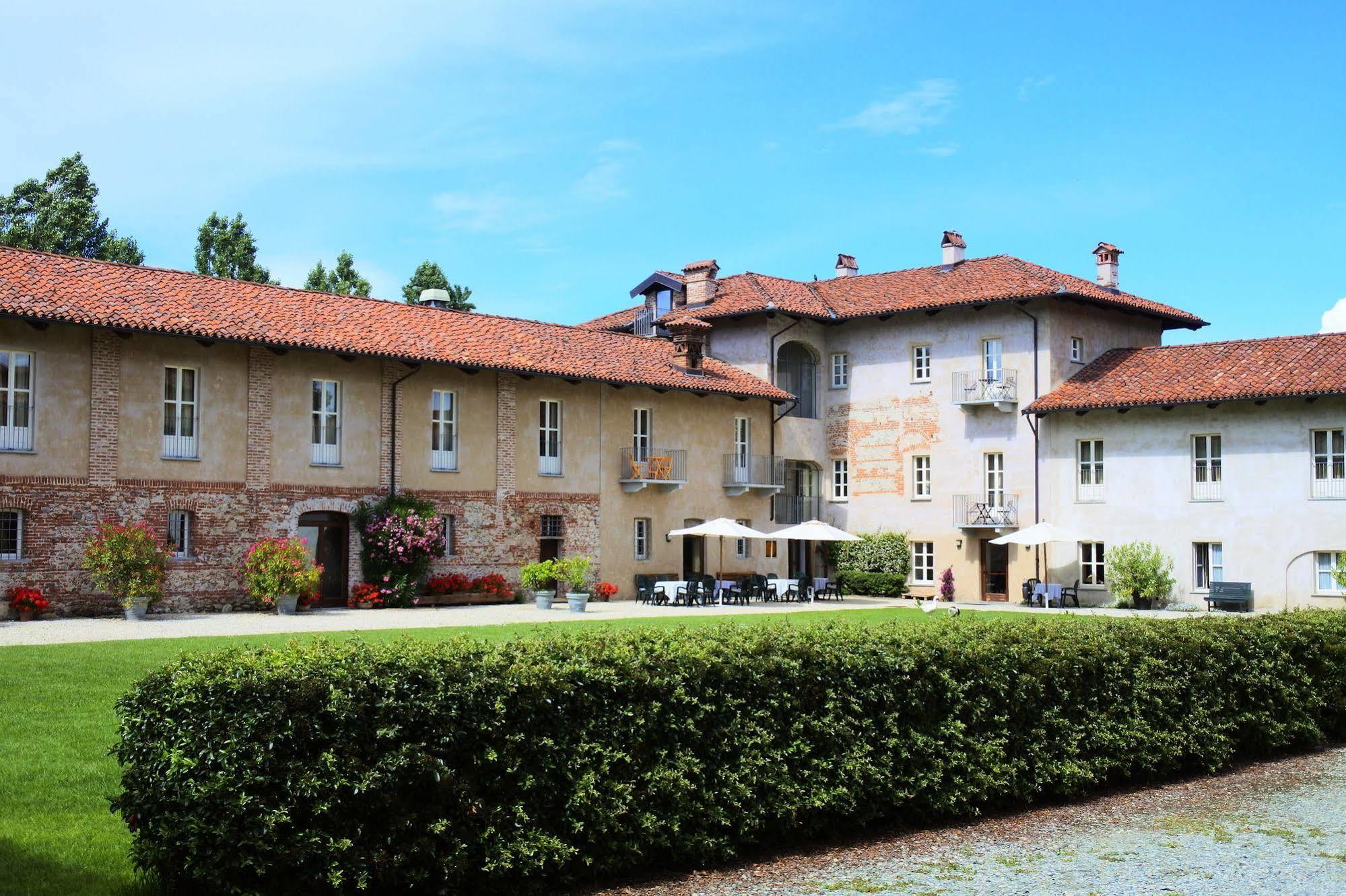 Hotel Antico Podere Propano ซาลุซโซ ภายนอก รูปภาพ