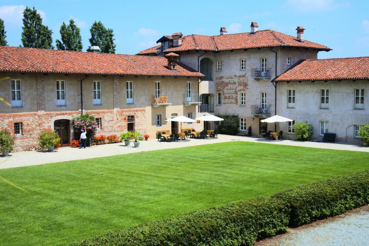 Hotel Antico Podere Propano ซาลุซโซ ภายนอก รูปภาพ